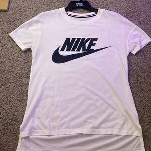 🕺White Nike Short sleeve